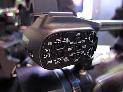 Canon XA10 and HFG10 pics and impressions - CES 2011-img_0812.jpg