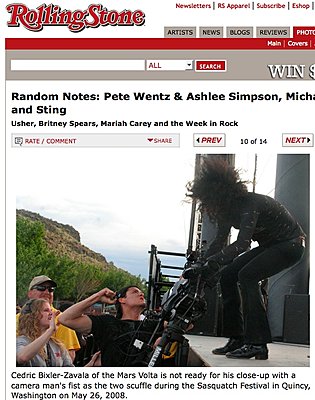 NIN Concert shot with 5DM2 - A "little" rolling shutter-rollingstone.jpg