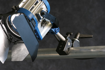 still learning/need advice re best clamps, how to make(buy?) cukaloris?-grip-superclamp-arri300.jpg