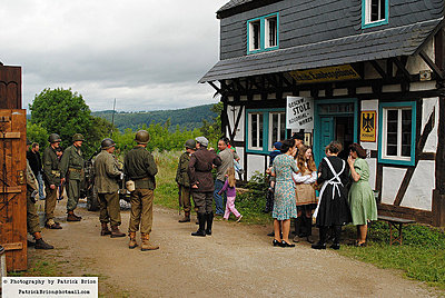 WWII documentary on the FS100-7538677912_dc009653e9_c.jpg
