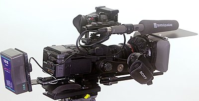 FS700 Handles and 12v Power solutions now in stock-_mg_8911.jpg