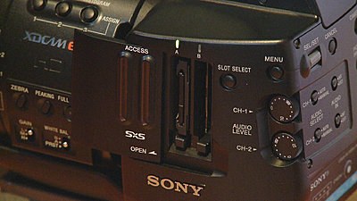 Summary: SDHC substitute for SxS cards-image3.jpg