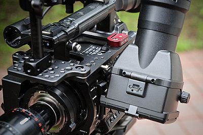 The CBK-MH01 LCD monitor hood does the trick-cdp_3988.jpg