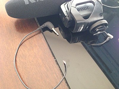 Rode Videomic Pro wire snapped-photo-1.jpg