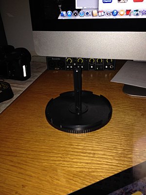 Repurpose those DVD/CD spindles!-spool2.jpg