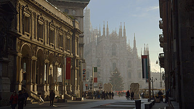 C100 footage, download mts-milan-c-log-graded.jpg