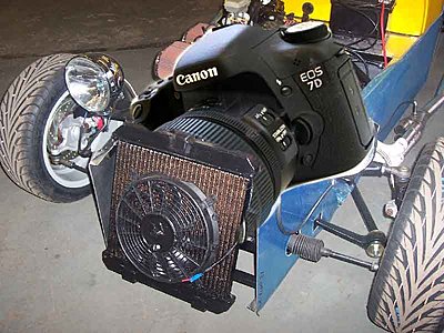7D overheats in Africa-7d-radiator.jpg