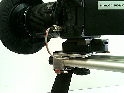 Shoulder Brace for my Canon 60D-switch-wide.jpg