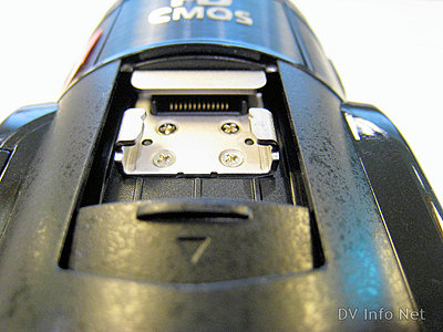 New: Canon VIXIA consumer HD camcorders for 2009-hfs10c.jpg