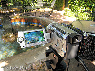 Canon HG10 and HV20 side by side -- pics-hg10-tr1.jpg