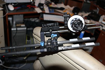 Shoulder mount for XF300,305?-img_3594.jpg