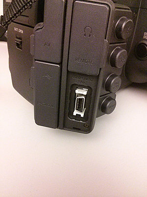 XF305 HD/SD Component Out Terminal Cover-xf305-terminal-cover.jpg