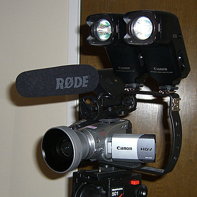 VL3 on A1?-hv20twinlights1.jpg