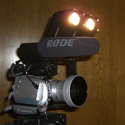 VL3 on A1?-hv20twinlights2.jpg