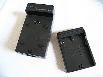 Totevision LCD field monitor + Canon battery power system-charger-battery-plate-removed.jpg