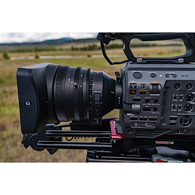 Sony PXW-FX9 XDCAM 6K Full-Frame Camera System-1568369755_img_1251959.jpg