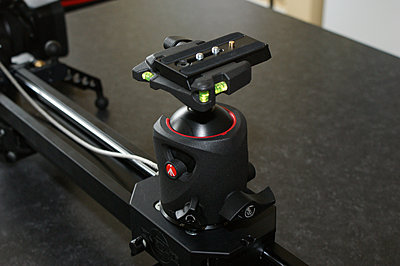 Atlas 10 + NX5U + Manfrotto 057 quick release-dsc01150.jpg