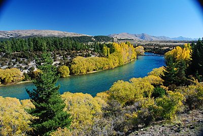 Post pics of your setup-clutha-river-drains-lake-wanaka.jpg