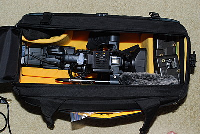 Bag for the GY-HD111-dsc_0788.jpg