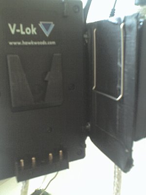 wireless mic holders for JVC cams-26-07-07_1645.jpg