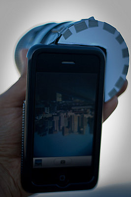 35mm adapter for iPhone-phone-o-scope-action.jpg