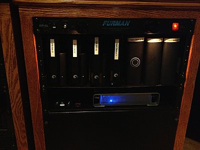 external hard drive shelves/rack?-drives.jpg