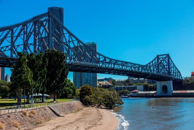 Marvell cinematic universe prop photos-brisbane-storey-bridge.png