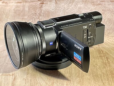 Looking for a DSLR for Video, and Lost-ax53-vcl-hg0872.jpg