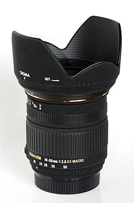 Fastest Manual Lens w/ Widest Zoom Range-sigma_18-50mm_f2.8_ex_dc_macro_lens_hood.jpg