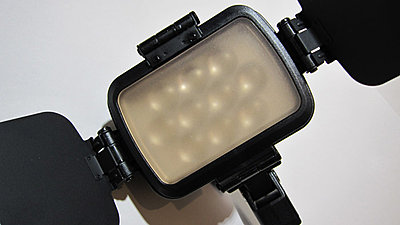 Comer On-Camera LED Lights-cm1800-7.jpg