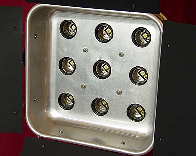 D.I.Y. 900-watt CF Lighting Units-assy.jpg