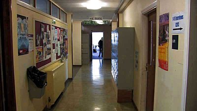 Daytime Lighting - School corridor-corridor4-2.jpg