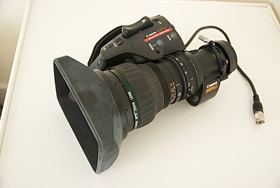 Private Classifieds listings from 2010-canon-j17-lens.jpg