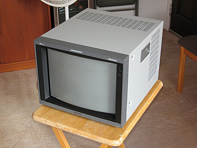 Private Classifieds listings from 2011-sony-pvm-14l5-front.jpg