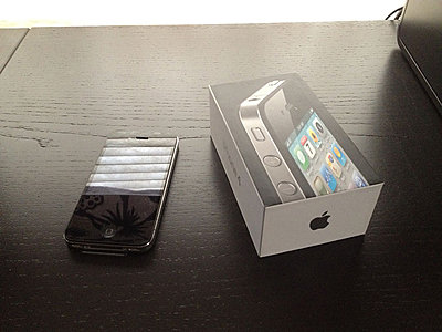 Private Classifieds listings from 2012-iphone4_32gb.jpg