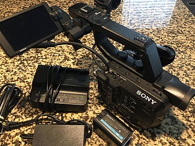 Private Classifieds listings from 2017-sony-fs5-kit.jpg