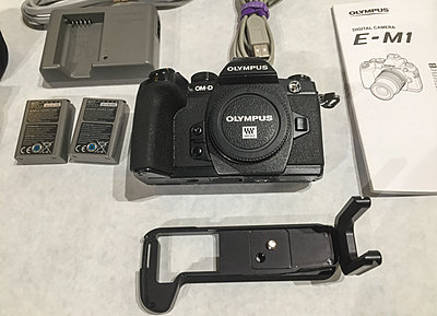 Olympus OMD EM1 MK1 with extras-olympus-kit-2.jpg