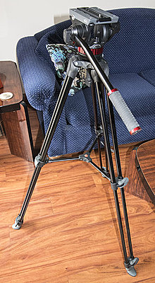 Pro video tripods-manfrotto-502b.jpg