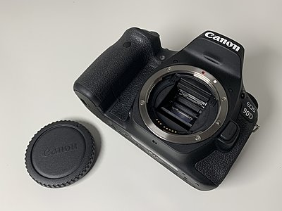 Canon EOS 90D DSLR Camera - Near new-1924927.jpg