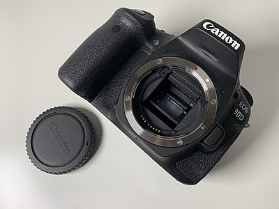 Canon EOS 90D DSLR Camera - Near new-1924930.jpg