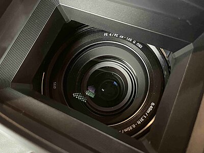 Sony 28-135mm f4.0 Cinema Lens-cine04.jpg