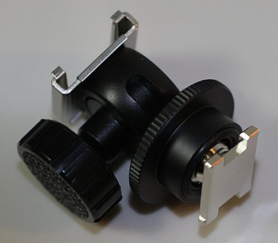 Sony FDR-AX100-shoe-adapter-1.jpg