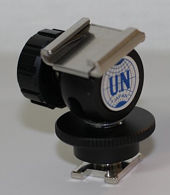 Sony FDR-AX100-shoe-adapter-2.jpg