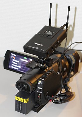 Sony FDR-AX100-shoe-adapter-4.jpg