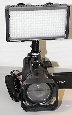 Sony FDR-AX100-shoe-adapter-5.jpg