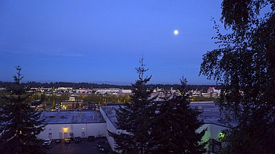 New Sony A7s to shoot 4K video-moon-over-mall-2sml.jpg