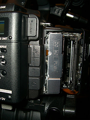 Images of HVR-Z7U-cimg1316.jpg