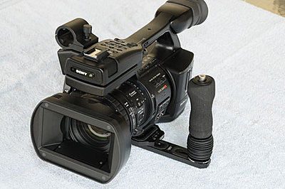 Stabilize EX for Handheld Shots-ugrip-ex-front.jpg