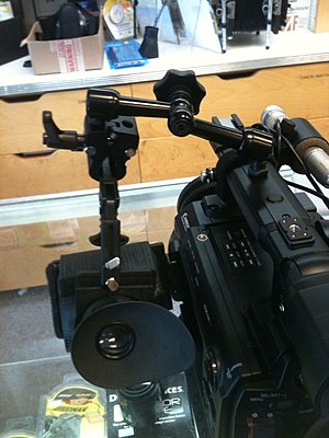 mounting HoodLoupe on F3-hdmn-f3-rig2.jpg