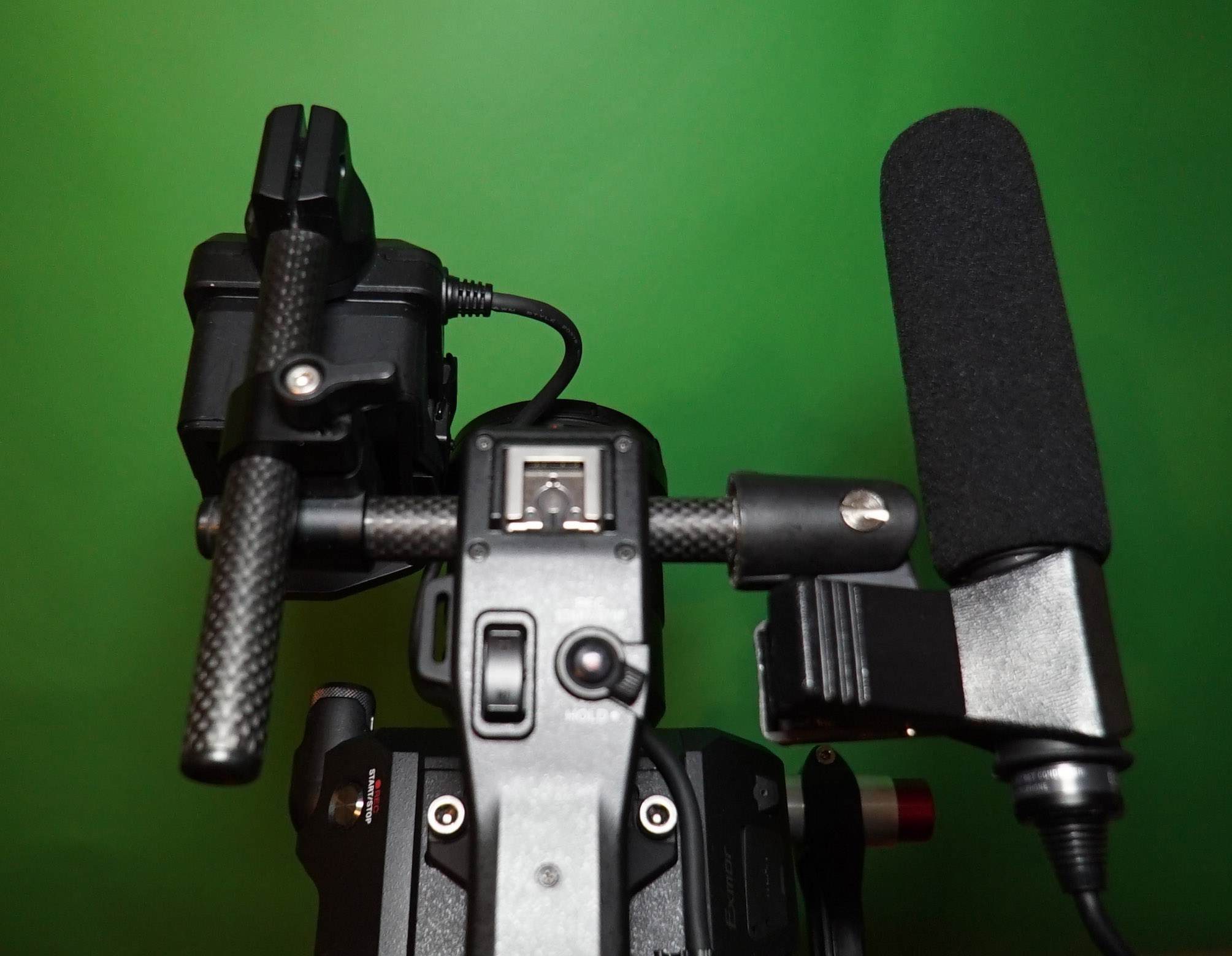 fs7 mic holder